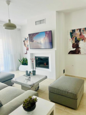 Kyra's Central Flat